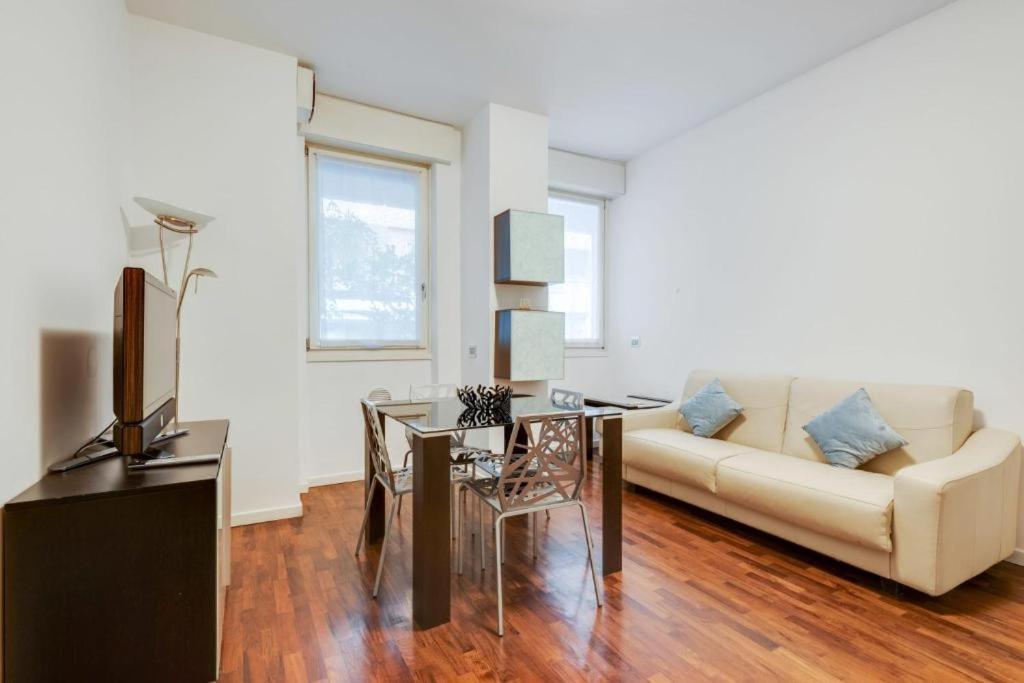Amazing Apt In The Heart Of Pta Venezia Milano Eksteriør billede